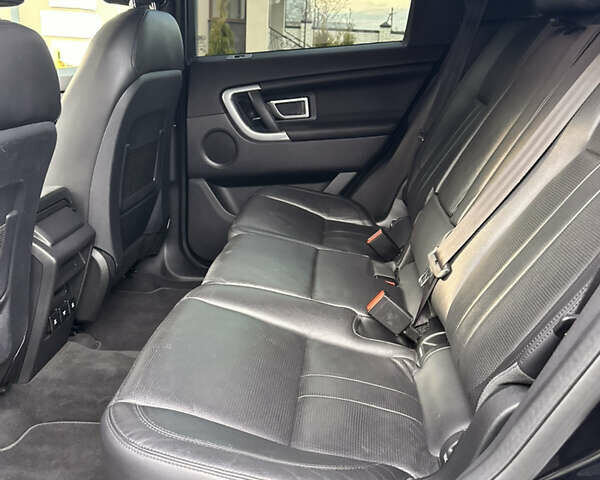 Черный Ленд Ровер Discovery Sport, объемом двигателя 2 л и пробегом 110 тыс. км за 21900 $, фото 18 на Automoto.ua
