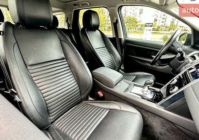 Черный Ленд Ровер Discovery Sport, объемом двигателя 2 л и пробегом 46 тыс. км за 33500 $, фото 37 на Automoto.ua