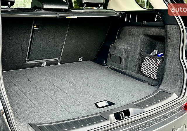 Черный Ленд Ровер Discovery Sport, объемом двигателя 2 л и пробегом 46 тыс. км за 33500 $, фото 52 на Automoto.ua