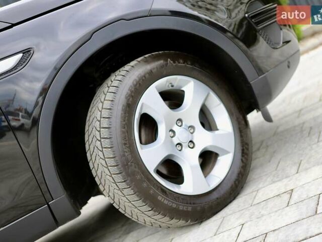 Черный Ленд Ровер Discovery Sport, объемом двигателя 2 л и пробегом 142 тыс. км за 23899 $, фото 41 на Automoto.ua