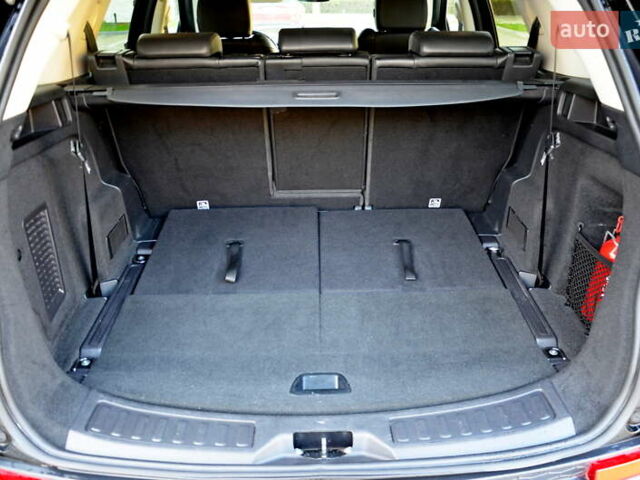 Черный Ленд Ровер Discovery Sport, объемом двигателя 2 л и пробегом 119 тыс. км за 29350 $, фото 28 на Automoto.ua