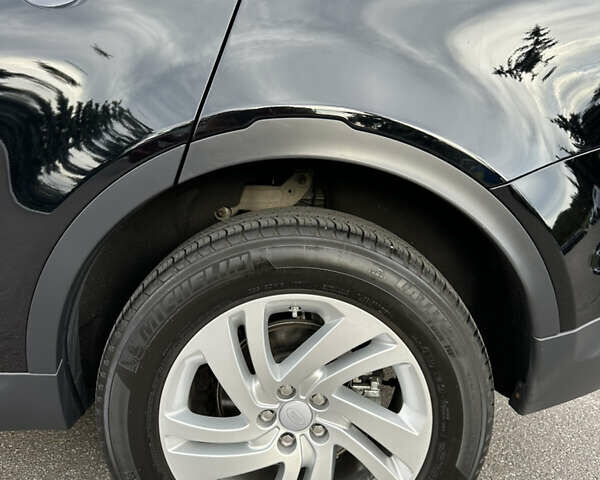 Черный Ленд Ровер Discovery Sport, объемом двигателя 2 л и пробегом 39 тыс. км за 33900 $, фото 14 на Automoto.ua