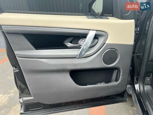 Чорний Ленд Ровер Discovery Sport, об'ємом двигуна 2 л та пробігом 160 тис. км за 28500 $, фото 18 на Automoto.ua