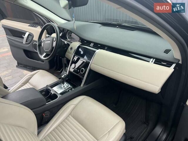 Чорний Ленд Ровер Discovery Sport, об'ємом двигуна 2 л та пробігом 160 тис. км за 28500 $, фото 31 на Automoto.ua