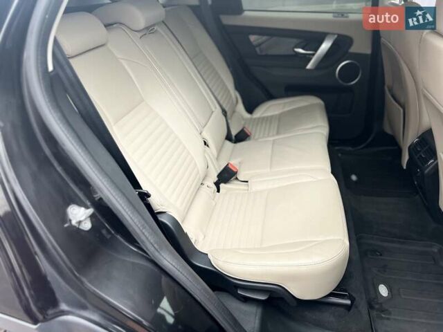 Чорний Ленд Ровер Discovery Sport, об'ємом двигуна 2 л та пробігом 160 тис. км за 28500 $, фото 29 на Automoto.ua