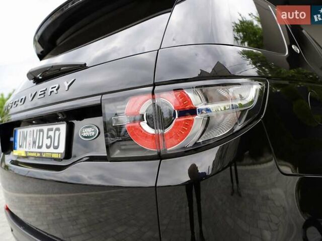 Черный Ленд Ровер Discovery Sport, объемом двигателя 2 л и пробегом 142 тыс. км за 23899 $, фото 78 на Automoto.ua