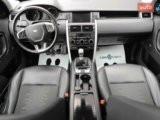 Черный Ленд Ровер Discovery Sport, объемом двигателя 2 л и пробегом 142 тыс. км за 23899 $, фото 126 на Automoto.ua