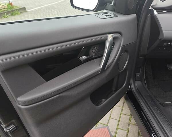 Черный Ленд Ровер Discovery Sport, объемом двигателя 2 л и пробегом 81 тыс. км за 20900 $, фото 19 на Automoto.ua