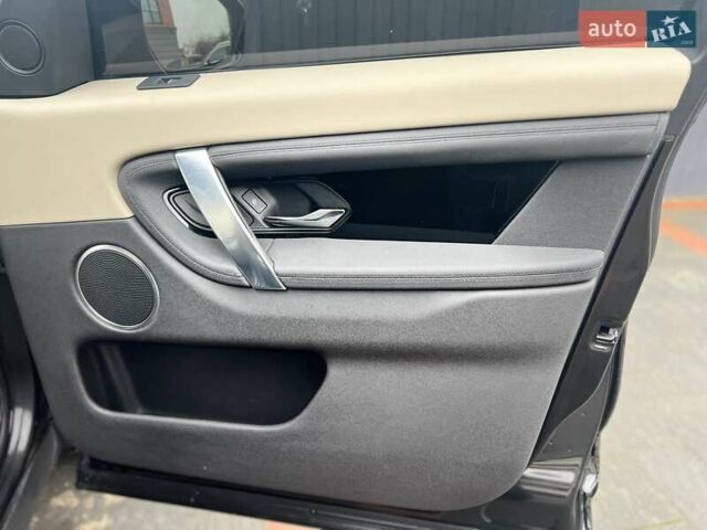 Чорний Ленд Ровер Discovery Sport, об'ємом двигуна 2 л та пробігом 160 тис. км за 28500 $, фото 32 на Automoto.ua