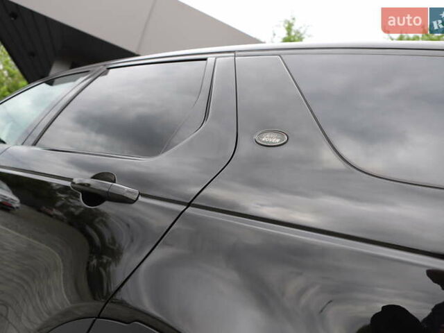 Черный Ленд Ровер Discovery Sport, объемом двигателя 2 л и пробегом 142 тыс. км за 23899 $, фото 108 на Automoto.ua