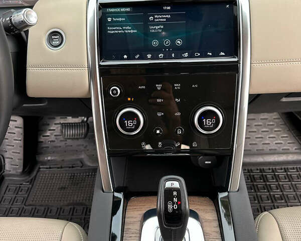 Ленд Ровер Discovery Sport 2020 в Киеве на Automoto.ua Черный Ленд Ровер Discovery Sport, объемом двигателя 2 л и пробегом 39 тыс. км за 34500 $, фото 48 на Automoto.ua