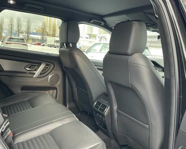 Черный Ленд Ровер Discovery Sport, объемом двигателя 2 л и пробегом 8 тыс. км за 51500 $, фото 21 на Automoto.ua