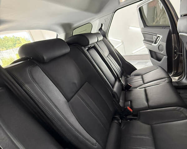 Коричневий Ленд Ровер Discovery Sport, об'ємом двигуна 2 л та пробігом 123 тис. км за 18999 $, фото 40 на Automoto.ua
