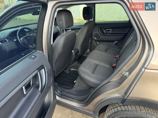 Коричневий Ленд Ровер Discovery Sport, об'ємом двигуна 2 л та пробігом 222 тис. км за 16700 $, фото 15 на Automoto.ua