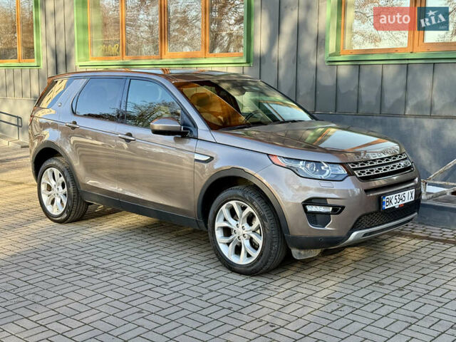 Коричневый Ленд Ровер Discovery Sport, объемом двигателя 2 л и пробегом 77 тыс. км за 17300 $, фото 10 на Automoto.ua