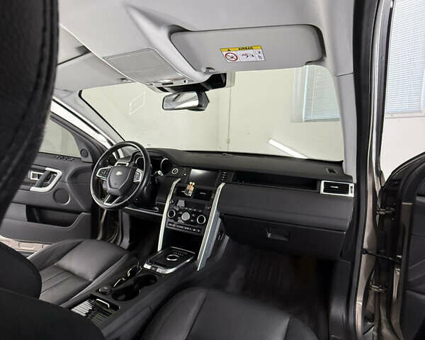 Коричневий Ленд Ровер Discovery Sport, об'ємом двигуна 2 л та пробігом 123 тис. км за 18999 $, фото 41 на Automoto.ua