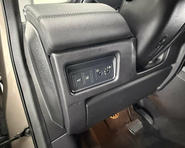 Коричневий Ленд Ровер Discovery Sport, об'ємом двигуна 2 л та пробігом 123 тис. км за 18999 $, фото 57 на Automoto.ua