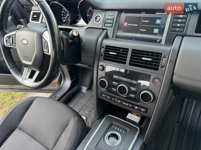 Коричневий Ленд Ровер Discovery Sport, об'ємом двигуна 2 л та пробігом 222 тис. км за 16700 $, фото 20 на Automoto.ua