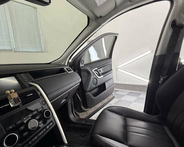 Коричневий Ленд Ровер Discovery Sport, об'ємом двигуна 2 л та пробігом 123 тис. км за 18999 $, фото 54 на Automoto.ua