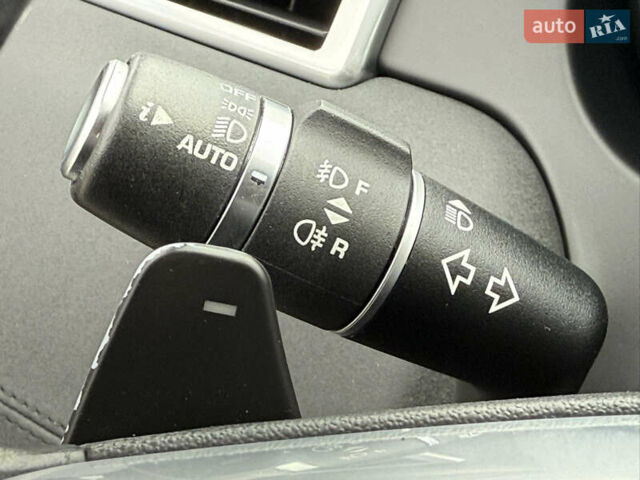 Ленд Ровер Discovery Sport 2016 в Львове на Automoto.ua Коричневый Ленд Ровер Discovery Sport, объемом двигателя 0 л и пробегом 181 тыс. км за 17500 $, фото 66 на Automoto.ua