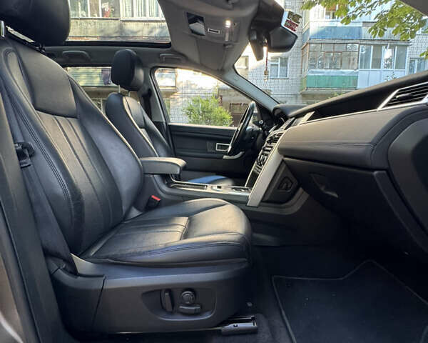 Коричневий Ленд Ровер Discovery Sport, об'ємом двигуна 2 л та пробігом 108 тис. км за 23000 $, фото 17 на Automoto.ua