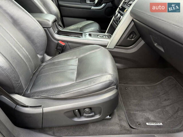 Ленд Ровер Discovery Sport 2016 в Львове на Automoto.ua Коричневый Ленд Ровер Discovery Sport, объемом двигателя 0 л и пробегом 181 тыс. км за 17500 $, фото 39 на Automoto.ua