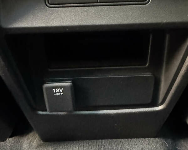 Коричневий Ленд Ровер Discovery Sport, об'ємом двигуна 2 л та пробігом 108 тис. км за 23000 $, фото 15 на Automoto.ua