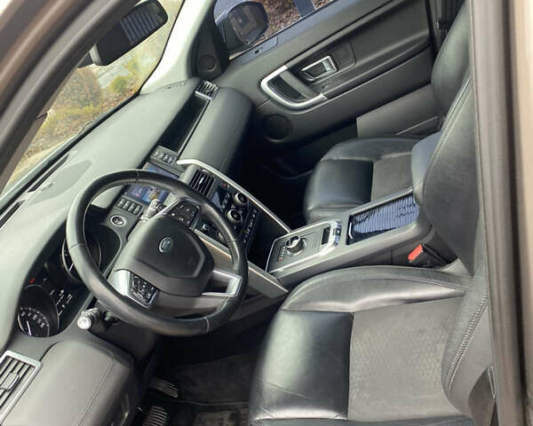 Коричневый Ленд Ровер Discovery Sport, объемом двигателя 2 л и пробегом 108 тыс. км за 29900 $, фото 2 на Automoto.ua