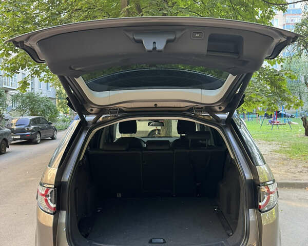 Коричневий Ленд Ровер Discovery Sport, об'ємом двигуна 2 л та пробігом 108 тис. км за 23000 $, фото 19 на Automoto.ua
