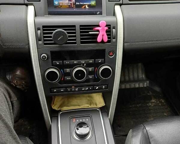 Коричневый Ленд Ровер Discovery Sport, объемом двигателя 2 л и пробегом 119 тыс. км за 23500 $, фото 8 на Automoto.ua