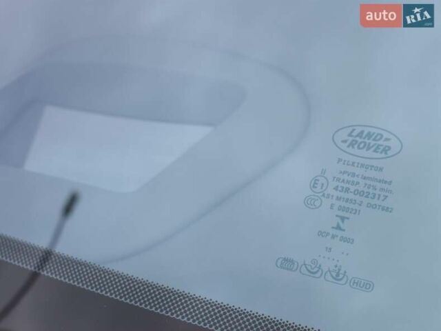 Красный Ленд Ровер Discovery Sport, объемом двигателя 2 л и пробегом 66 тыс. км за 20700 $, фото 5 на Automoto.ua