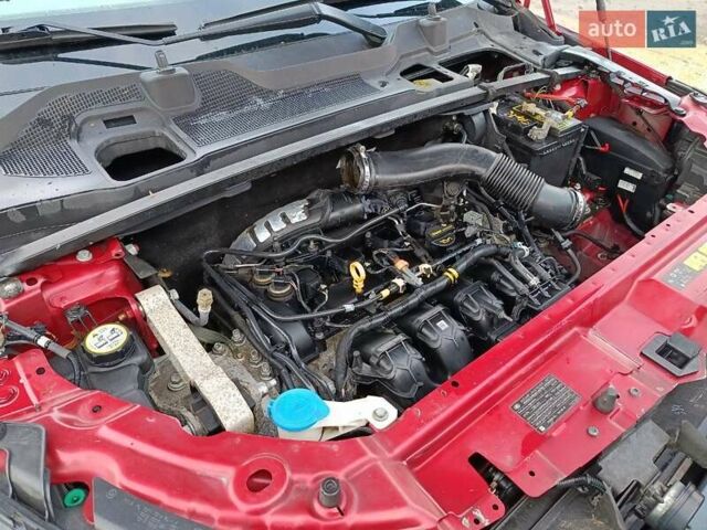 Червоний Ленд Ровер Discovery Sport, об'ємом двигуна 2 л та пробігом 200 тис. км за 10300 $, фото 18 на Automoto.ua