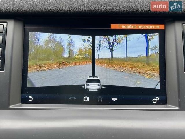 Красный Ленд Ровер Discovery Sport, объемом двигателя 2 л и пробегом 170 тыс. км за 18450 $, фото 54 на Automoto.ua