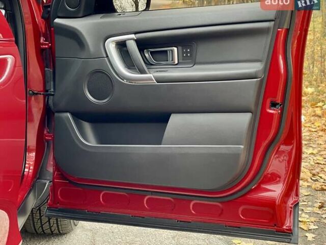 Красный Ленд Ровер Discovery Sport, объемом двигателя 2 л и пробегом 170 тыс. км за 18450 $, фото 27 на Automoto.ua