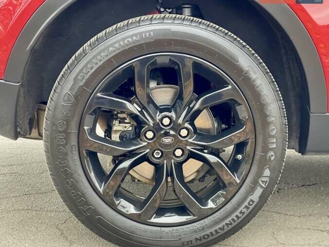 Красный Ленд Ровер Discovery Sport, объемом двигателя 2 л и пробегом 170 тыс. км за 18450 $, фото 24 на Automoto.ua