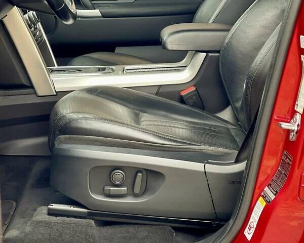 Красный Ленд Ровер Discovery Sport, объемом двигателя 2 л и пробегом 170 тыс. км за 18450 $, фото 41 на Automoto.ua