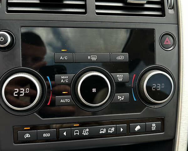 Красный Ленд Ровер Discovery Sport, объемом двигателя 2 л и пробегом 240 тыс. км за 19000 $, фото 35 на Automoto.ua