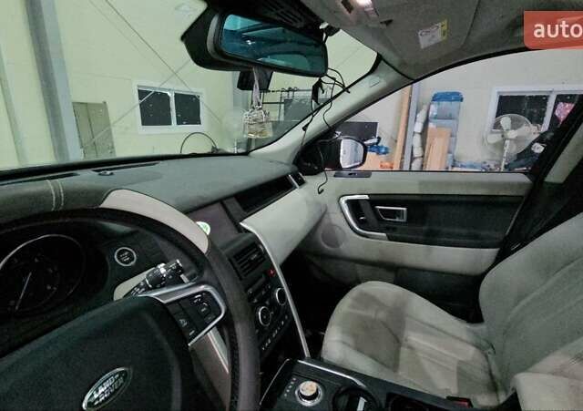 Красный Ленд Ровер Discovery Sport, объемом двигателя 2 л и пробегом 111 тыс. км за 16550 $, фото 21 на Automoto.ua