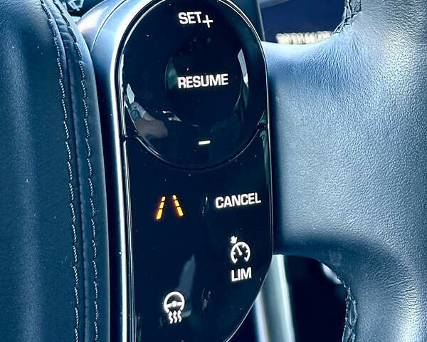 Красный Ленд Ровер Discovery Sport, объемом двигателя 2 л и пробегом 69 тыс. км за 39500 $, фото 28 на Automoto.ua