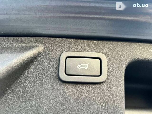 Ленд Ровер Discovery Sport, объемом двигателя 2 л и пробегом 102 тыс. км за 21900 $, фото 12 на Automoto.ua