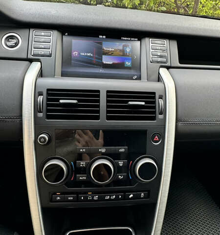 Ленд Ровер Discovery Sport, объемом двигателя 2 л и пробегом 157 тыс. км за 19000 $, фото 4 на Automoto.ua