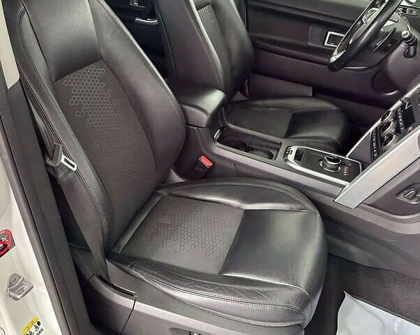 Ленд Ровер Discovery Sport, об'ємом двигуна 2 л та пробігом 158 тис. км за 18750 $, фото 8 на Automoto.ua