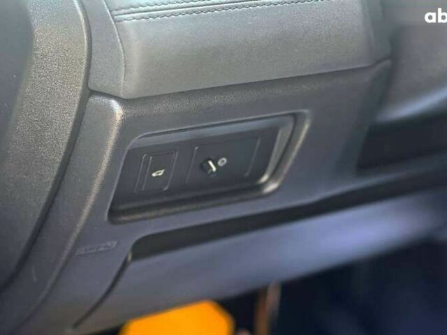 Ленд Ровер Discovery Sport, объемом двигателя 2 л и пробегом 118 тыс. км за 19500 $, фото 13 на Automoto.ua