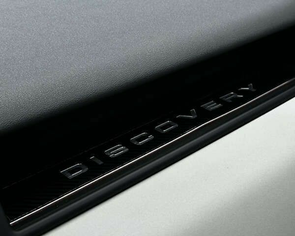 Ленд Ровер Discovery Sport, об'ємом двигуна 2 л та пробігом 124 тис. км за 20600 $, фото 15 на Automoto.ua