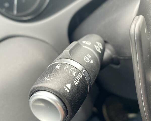 Ленд Ровер Discovery Sport, объемом двигателя 2 л и пробегом 85 тыс. км за 18200 $, фото 17 на Automoto.ua