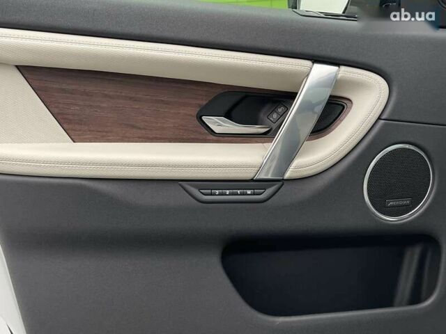 Ленд Ровер Discovery Sport, объемом двигателя 2 л и пробегом 72 тыс. км за 37000 $, фото 21 на Automoto.ua