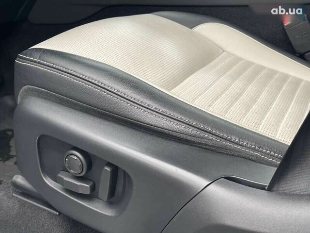 Ленд Ровер Discovery Sport, объемом двигателя 2 л и пробегом 72 тыс. км за 37000 $, фото 17 на Automoto.ua