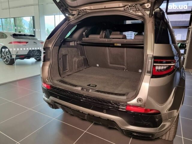 Серый Ленд Ровер Discovery Sport, объемом двигателя 2 л и пробегом 3 тыс. км за 29900 $, фото 3 на Automoto.ua