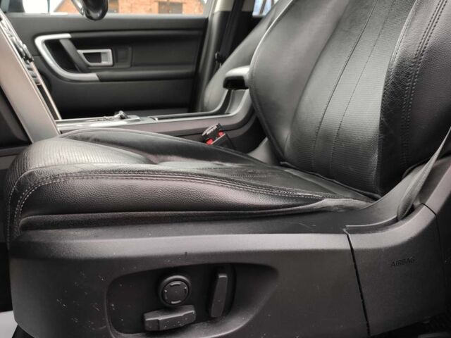 Сірий Ленд Ровер Discovery Sport, об'ємом двигуна 2 л та пробігом 163 тис. км за 22600 $, фото 20 на Automoto.ua