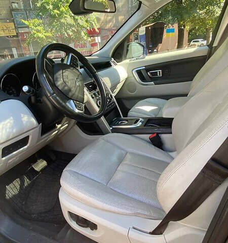 Серый Ленд Ровер Discovery Sport, объемом двигателя 2 л и пробегом 170 тыс. км за 12800 $, фото 5 на Automoto.ua